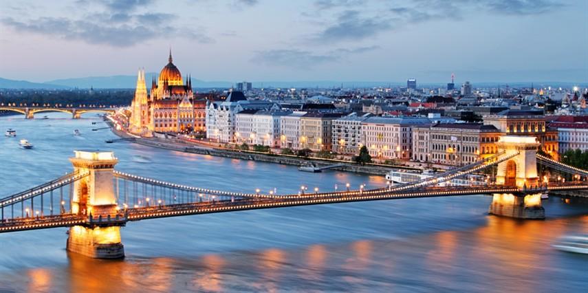 Orta Avrupa Beşlisi “Polonya, Çekya, Avusturya, Slovakya, Macaristan” THY ile 7 gece (WAW-BUD) Varşova (1) - Krakow (1) - Wrocław (1) - Prag (1) - Viyana (1) - Bratislava - Budapeşte (2)